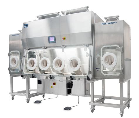 pharmaceutical containment isolators